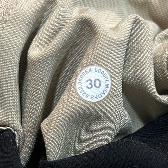 Lululemon ABC Pants Men’s 30 x 31.5 Beige Golf Commuter Stretch Chino FLAW READ - Picture 5 of 12